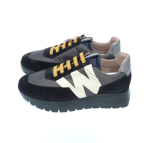 Sneaker Wonders a-2422 Negro