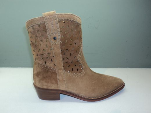 Botas